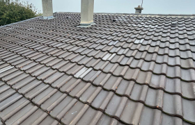 Hydrofuge colorés sur toiture 